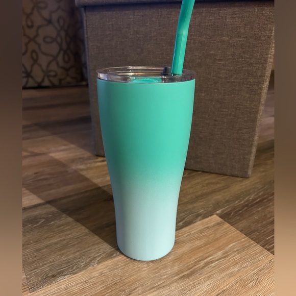 HYDRAFLOW 30 OZ Capri Tumbler - Picture 2 of 3